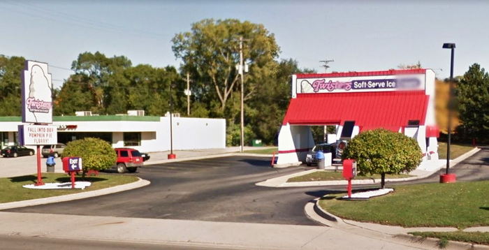 Hot n Now Hamburgers - Lansing - 327 S Waverly Rd